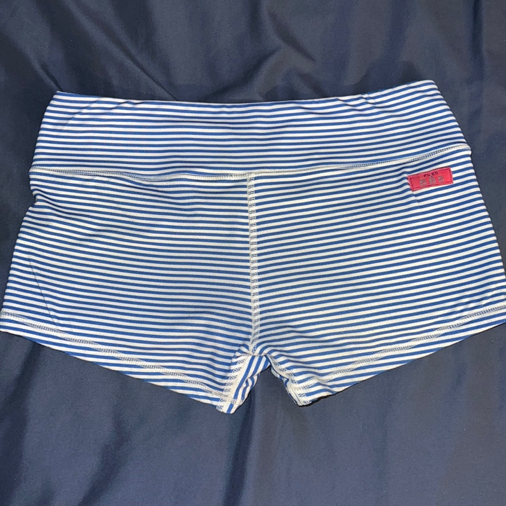 Fleo workout shorts